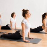 Cours yoga : comment choisir la séance adaptée à votre niveau